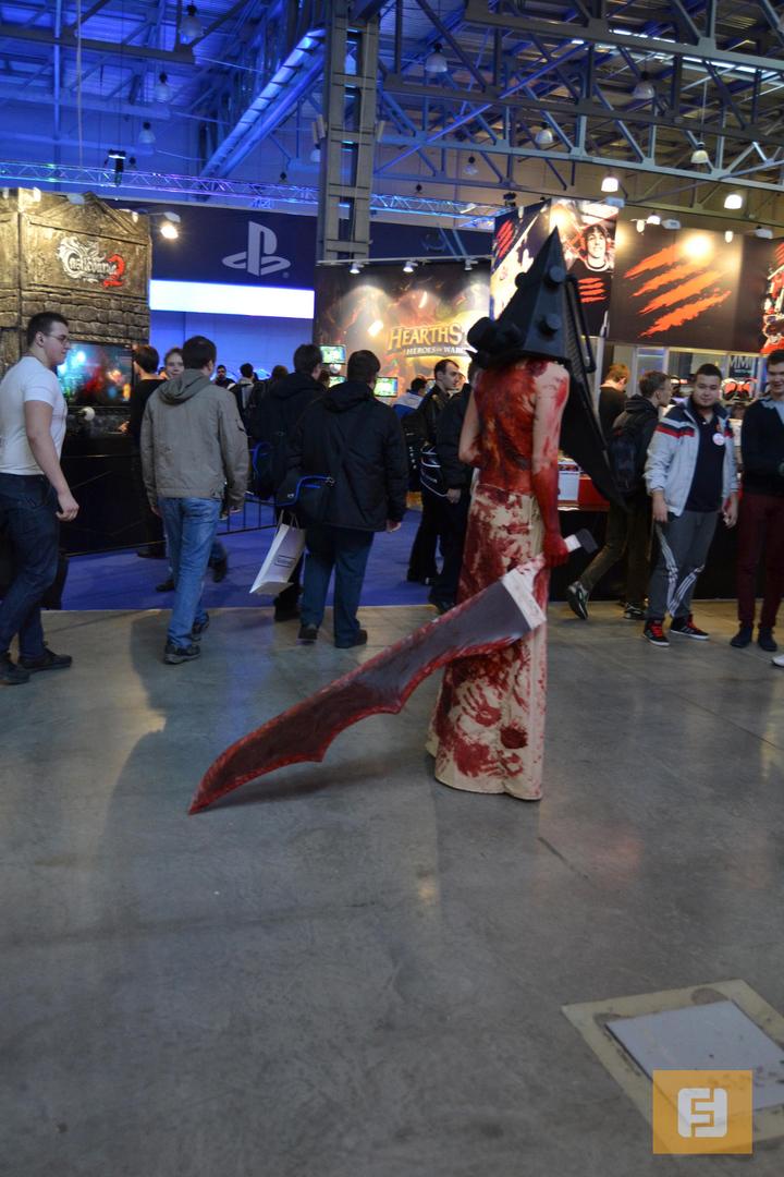 Пирамидоголовый заблудился… Но мы ему дорогу не подскажем