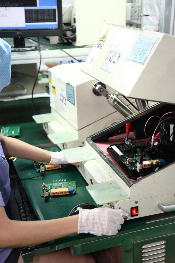 Автоматический контроль параметров на заводе TP-Link