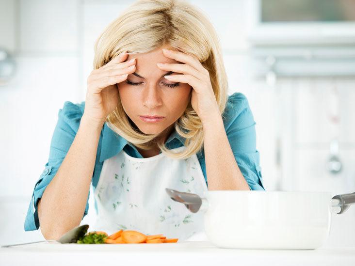Почему у вас болит голова после еды: семь причин