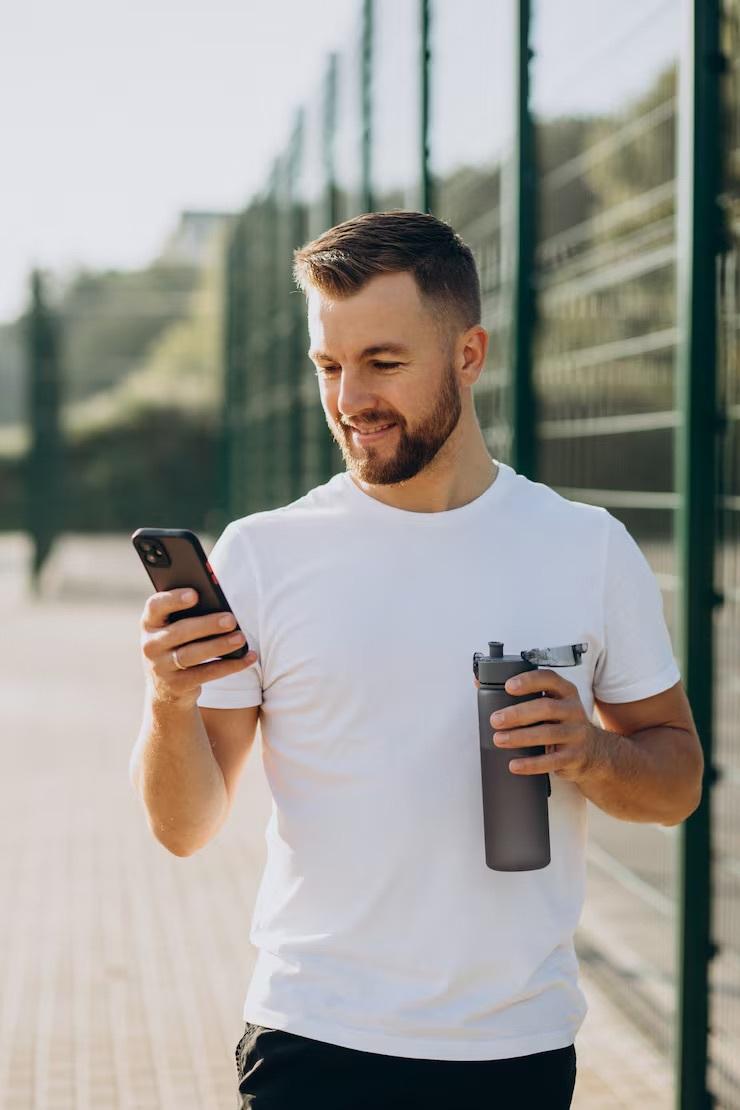 ФАС направила письмо Apple с требованием предустановки российских поисковиков