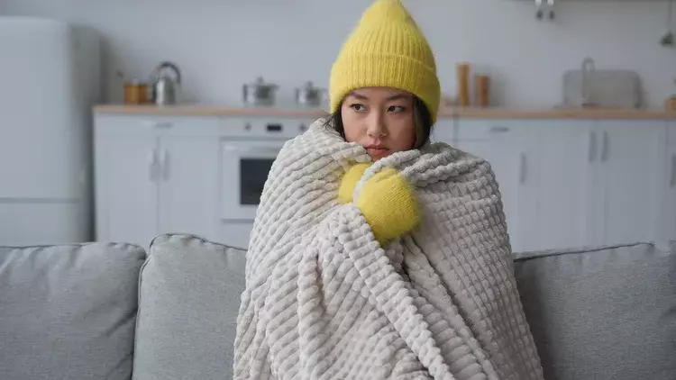 Постоянно мёрзнете? Возможно, вам не хватает этих питательных веществ