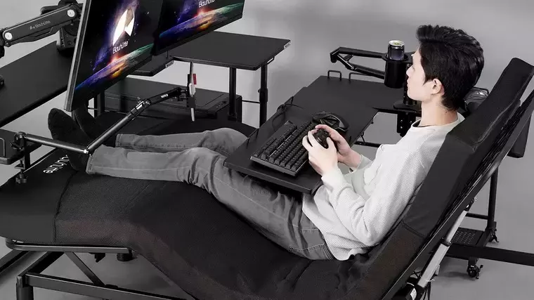 Создана игровая кровать, меняющая положение при помощи электромоторчиков