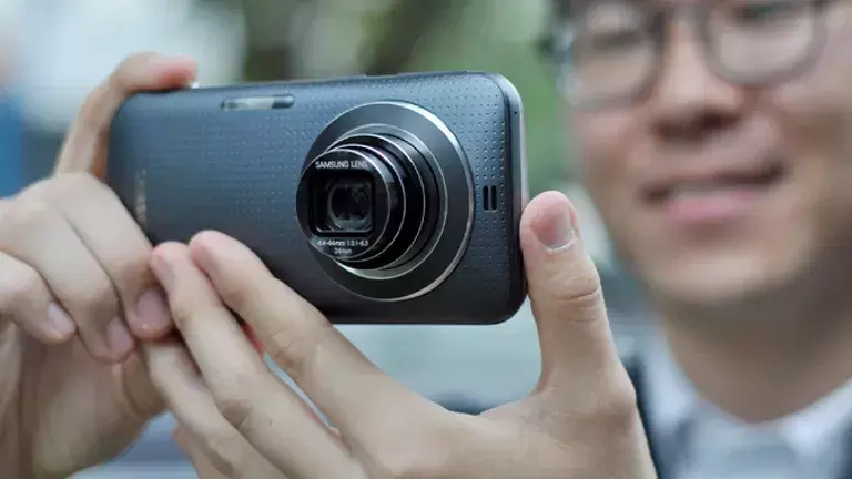 Samsung возродит линейку камерафонов Galaxy K. Первое устройство уже в шаге от анонса