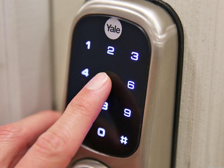 Интеллектуальные. Надежные. Разные. Обзор 5 «умных» замков