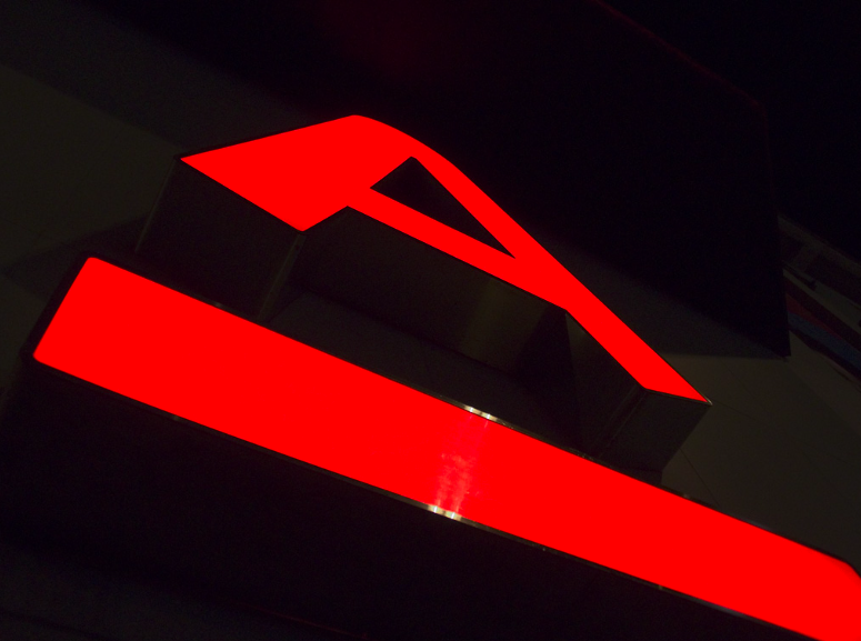 Почему вы не можете зайти в приложение «Альфа-банка», если вы за границей