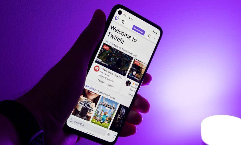 Российский суд снова оштрафовал Twitch за отказ удалить интервью с Арестовичем