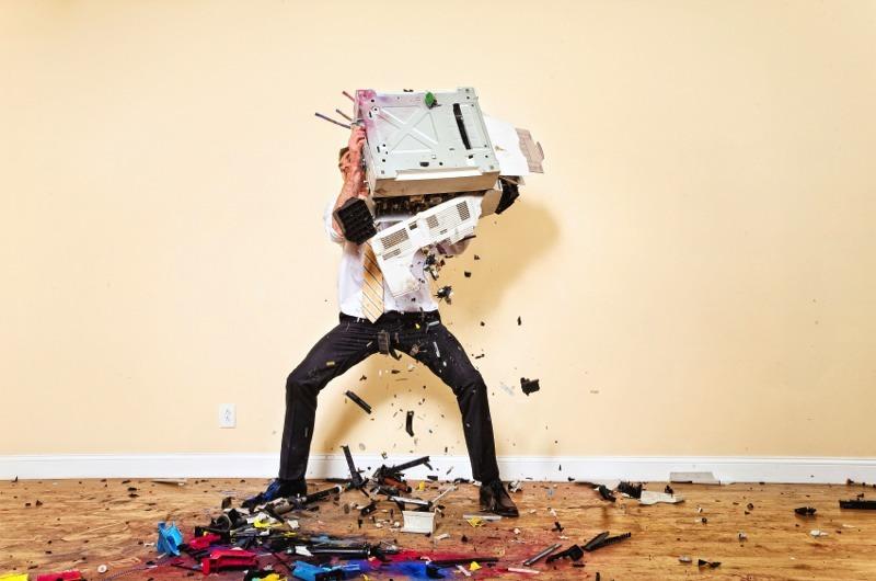 Иногда хотелось сделать с принтером вот так