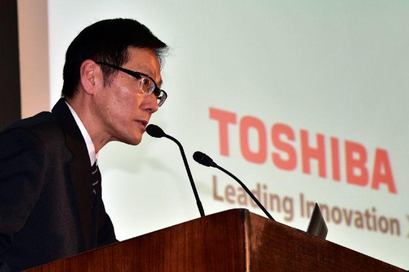 Toshiba пришлось выплатить $60 млн. штрафа, продавать завод по выпуску микросхем и извиняться перед США после проверки с американской стороны