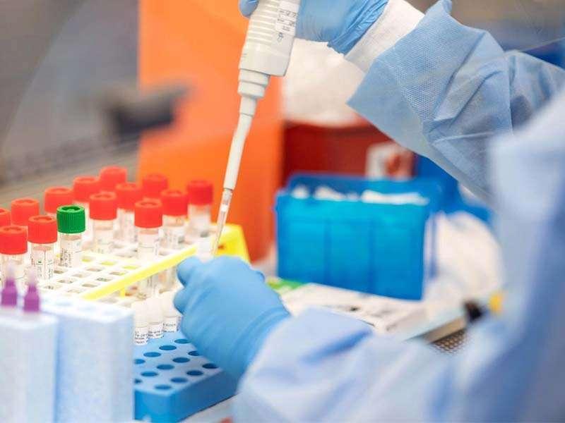 Сколько жидкости необходимо выпивать при первых симптомах омикрон-штамма коронавируса