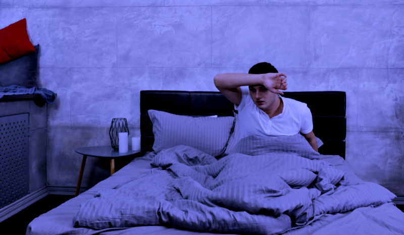 Этот ночной симптом указывает на возможное развитие рака