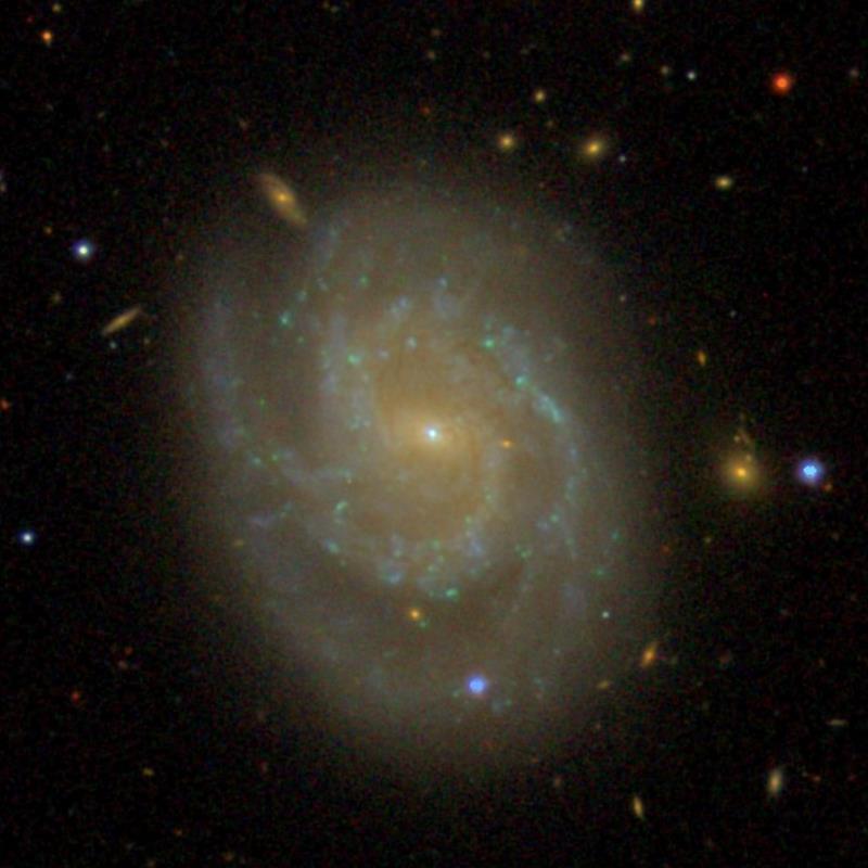 NGC 3686, находится на расстоянии ~54 миллиона световых лет от Солнца