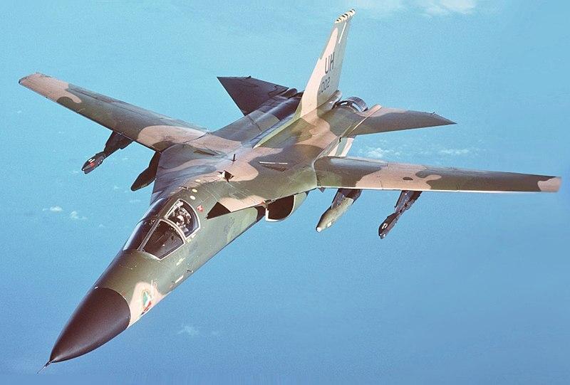 Тяжёлый истребитель-бомбардировщик F-111