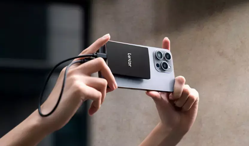 Представлен компактный внешний SSD, который идеально подойдет для iPhone 15