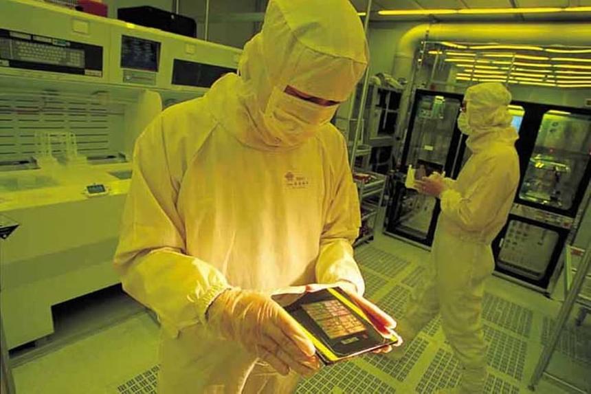 TSMC (Taiwan Semiconductor Manufacturing Company, Тайваньский производитель полупроводниковой продукции) - выпускает продукцию по заказу Huawei, Qualcomm, Nvidia, AMD