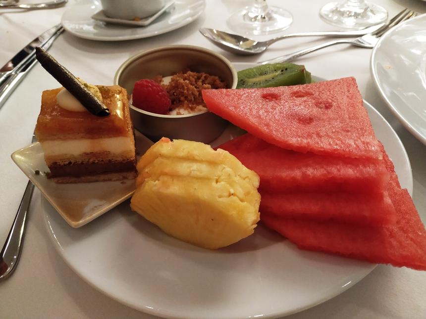 Фото на тыловую камеру Xiaomi Mi A2