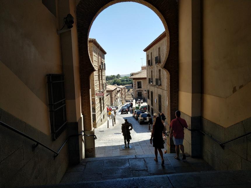 Фото на тыловую камеру Xiaomi Mi A2