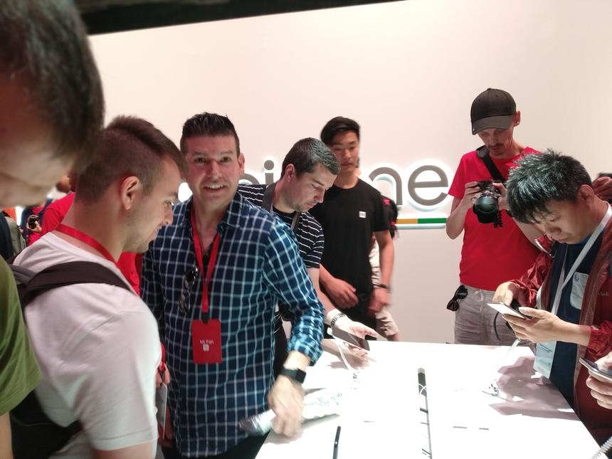 Фото на тыловую камеру Xiaomi Mi A2 Lite