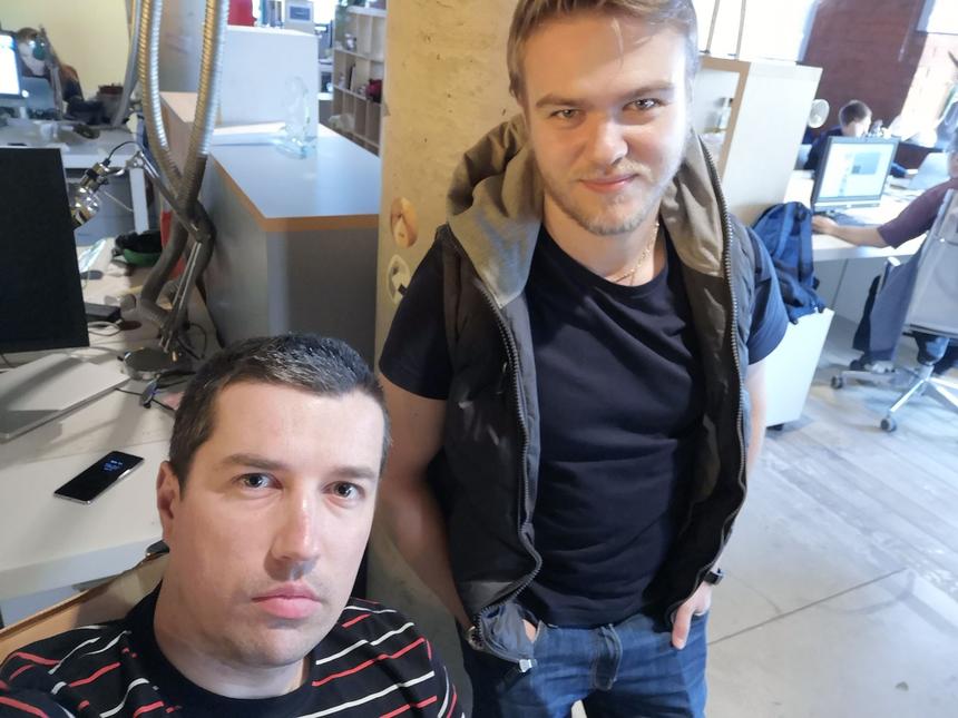 Пример снимка на фронтальную камеру Huawei P20