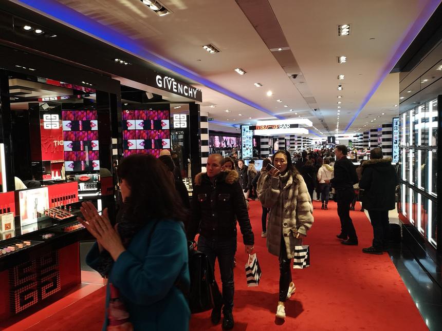 Фото на тыловую камеру Huawei P20 Pro