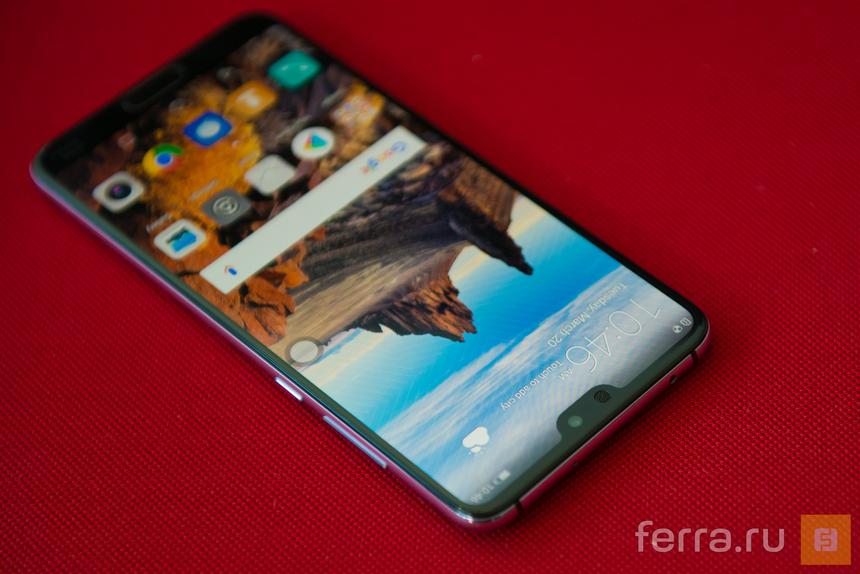 Круглый вырез разговорного динамика – милая деталь. Кроме Wileyfox такое уже давно никто не делал