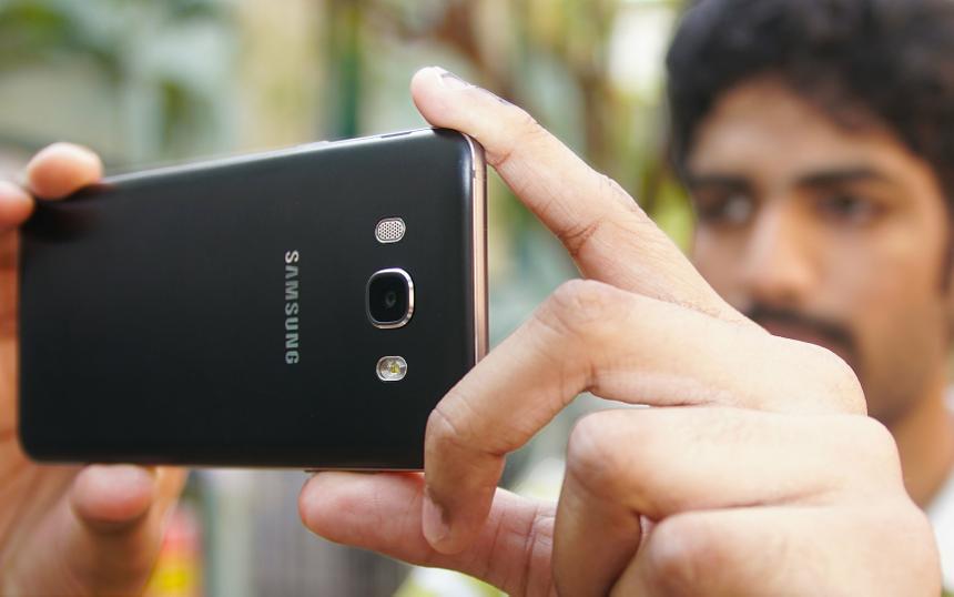 Samsung Galaxy J7 (2016)