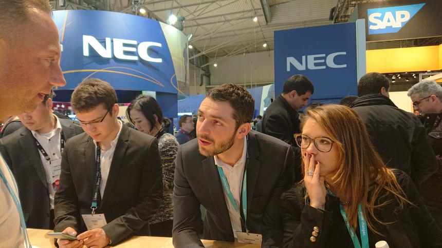 Фото на тыловую камеру Sony Xperia XZ2 Compact