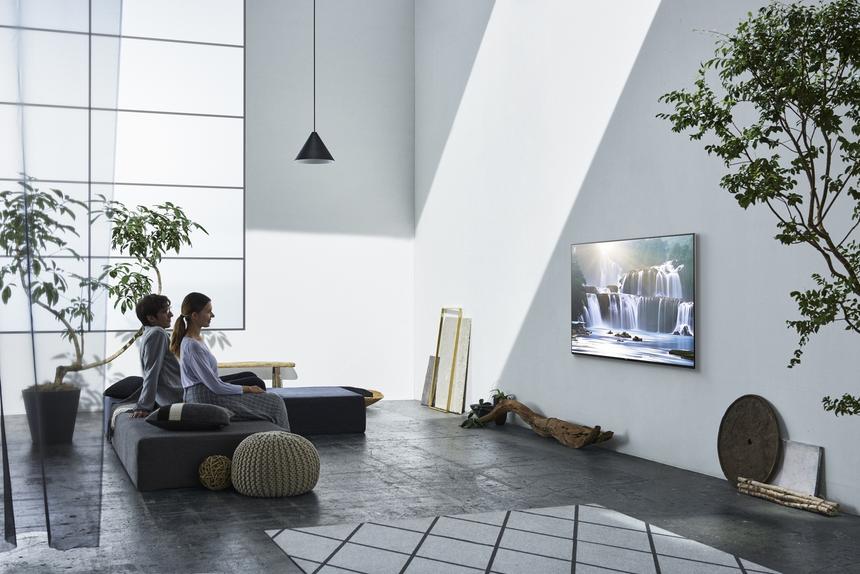 Телевизор Sony из линейки XE93