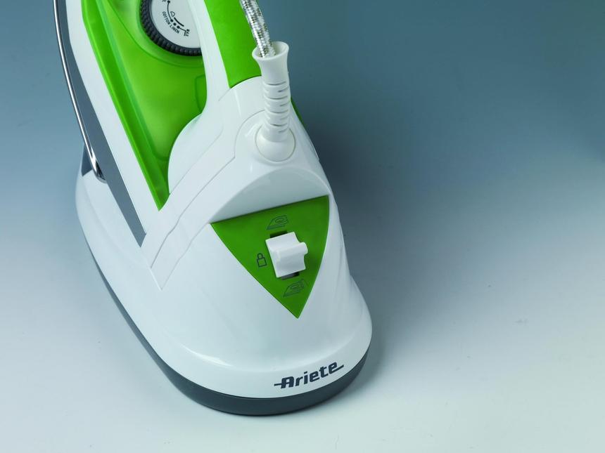 5 недорогих беспроводных утюгов: стоит ли покупать бюджетную модель?