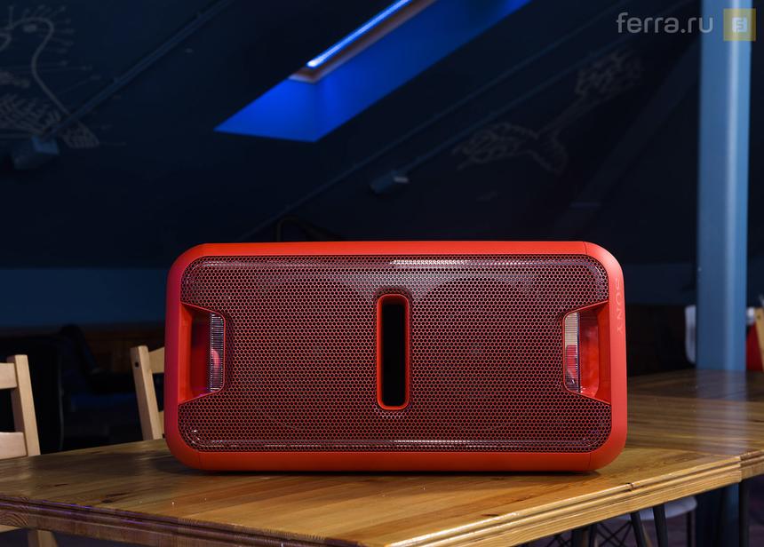 Sony GTK-XB7 в горизонтальном положении