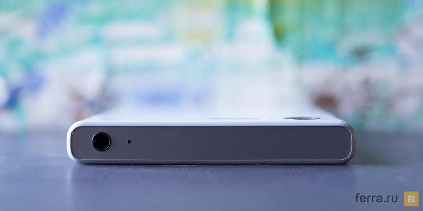 Верхний торец корпуса Sony Xperia X Compact