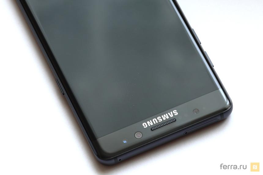 Левая линза – сканер радужной оболочки глаза Samsung Galaxy Note 7