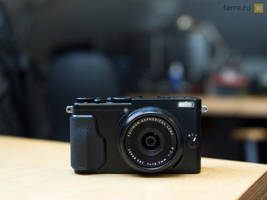 Общий вид Fujifilm X70