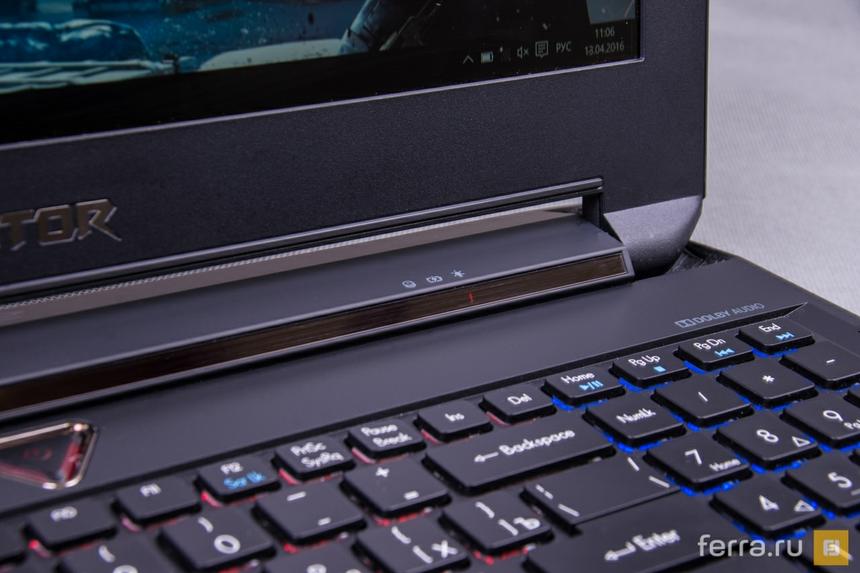 Ненавязчивые индикаторы на лакированном пластике — как в крутых «видаках» 1990-х