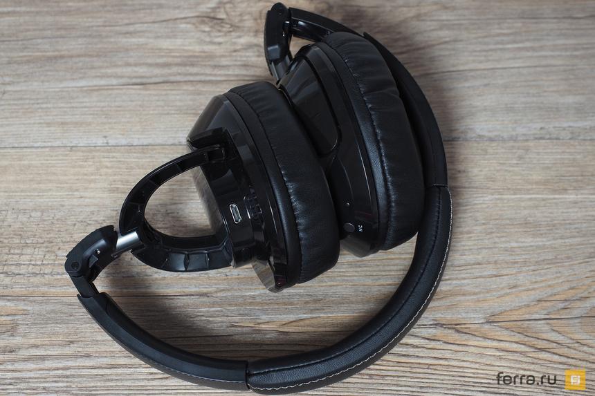 Разъем micro-USB на правой чашечке Philips SHB9850NC