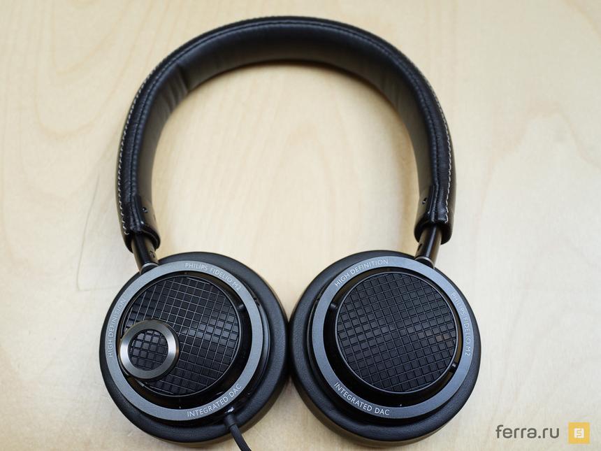 Внешняя сторона чашечек Philips Fidelio M2L