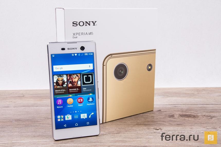 Смартфон выглядит роскошно, хотя материалы корпуса дорогими не назовёшь