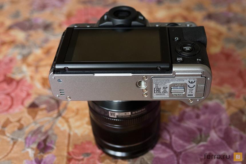 Нижняя панель корпуса Fujifilm X-T10