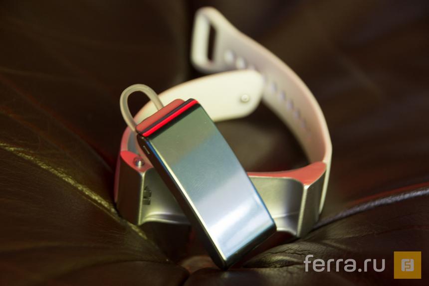Фитнес-трекер Huawei TalkBand B2