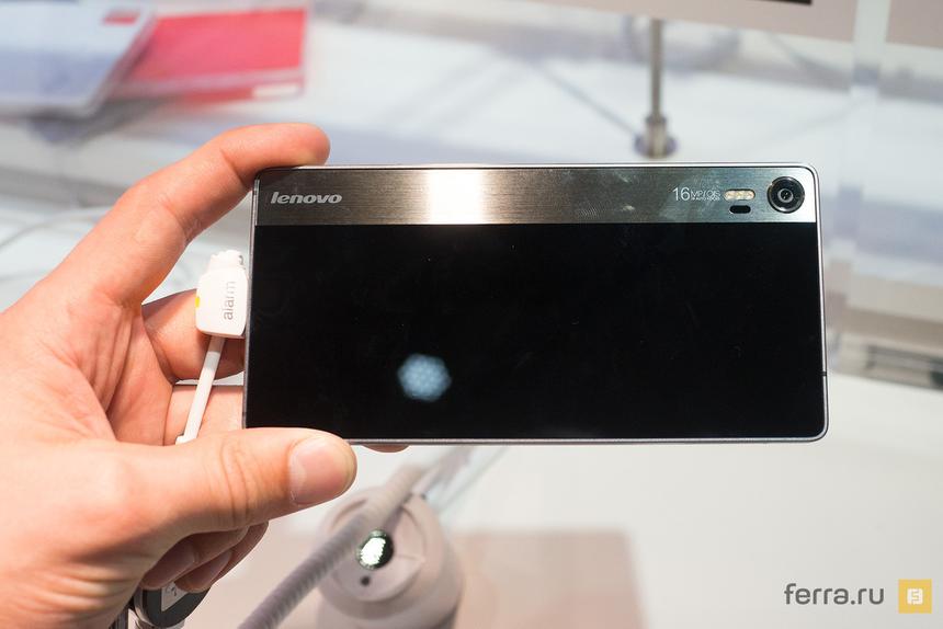 Задняя сторона корпуса Lenovo Vibe Shot