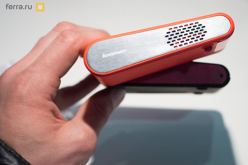 Lenovo Pocket Projector на выставке MWC 2015