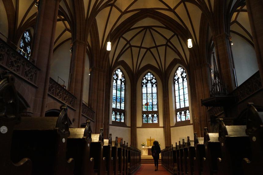 Sony A7 II, ISO 5000, 28 мм, f/4.0, 1/60 c