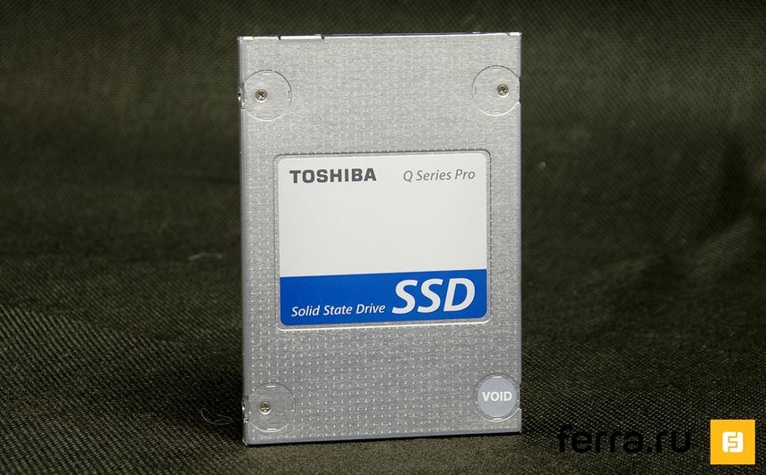 Лицевая сторона накопителя Toshiba Q Series Pro