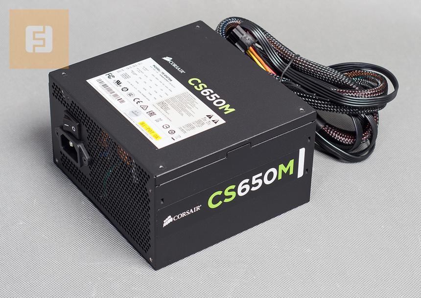 Общий вид Corsair CS650M