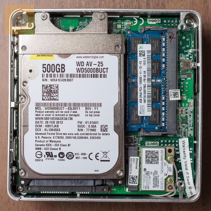 ZOTAC ZBOX nano AQ01 PLUS со снятой крышкой