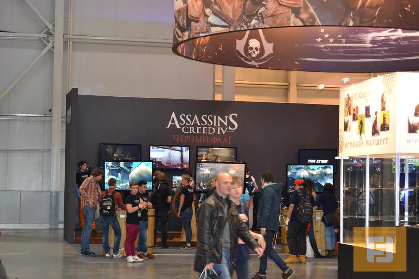 Переложить штурвал на два румба к северу!