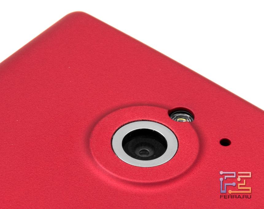 Встроенная камера и вспышка Sony Xperia Sola