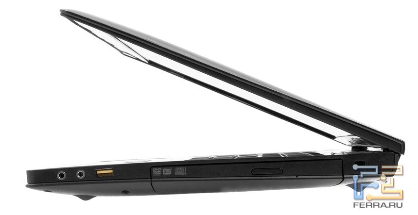 Приоткрытый Lenovo IdeaPad Y500