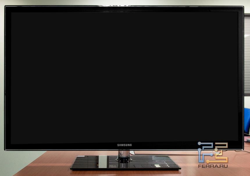 Пусть тут нет модной подставки и разнообразных рюшечек вокруг экрана, внешний вид Samsung PS51D550 всё равно выдает устройство не самого низкого класса