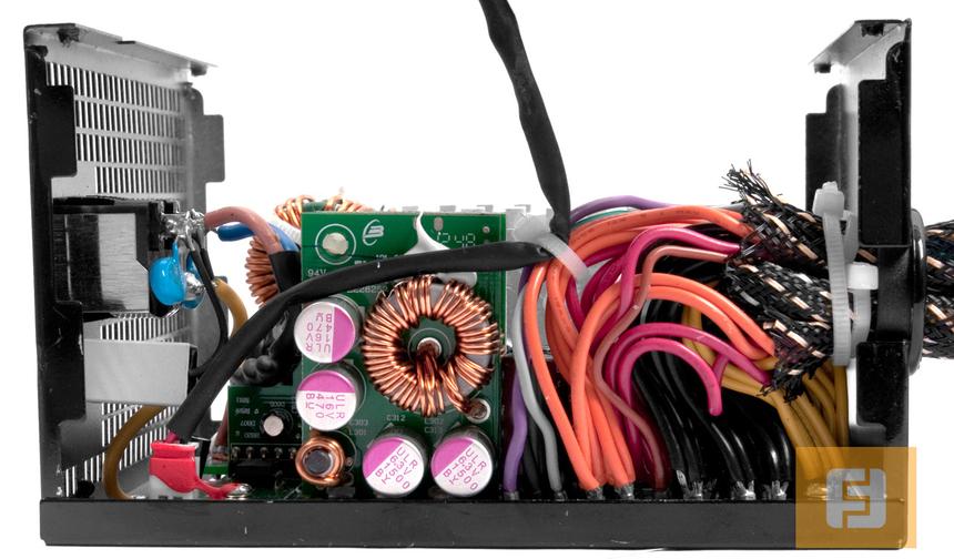 Внутреннее устройство HuntKey FX500SE