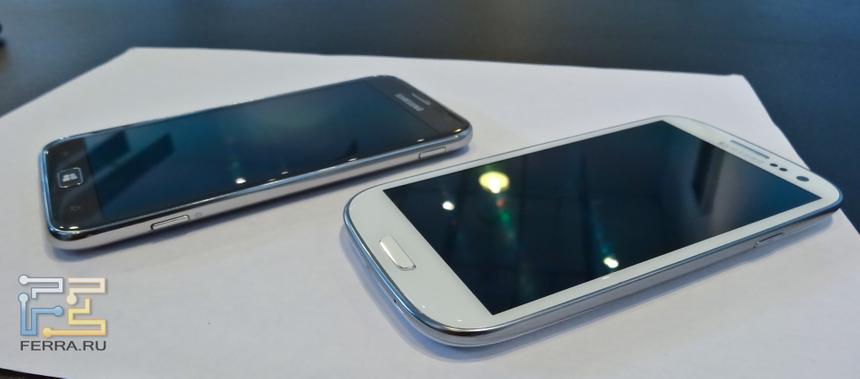 Вид справа Samsung ATIV S и Samsung Galaxy S
